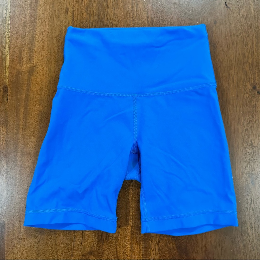 Lululemon‎ Wunder Train High-Rise Short 6" Size 2